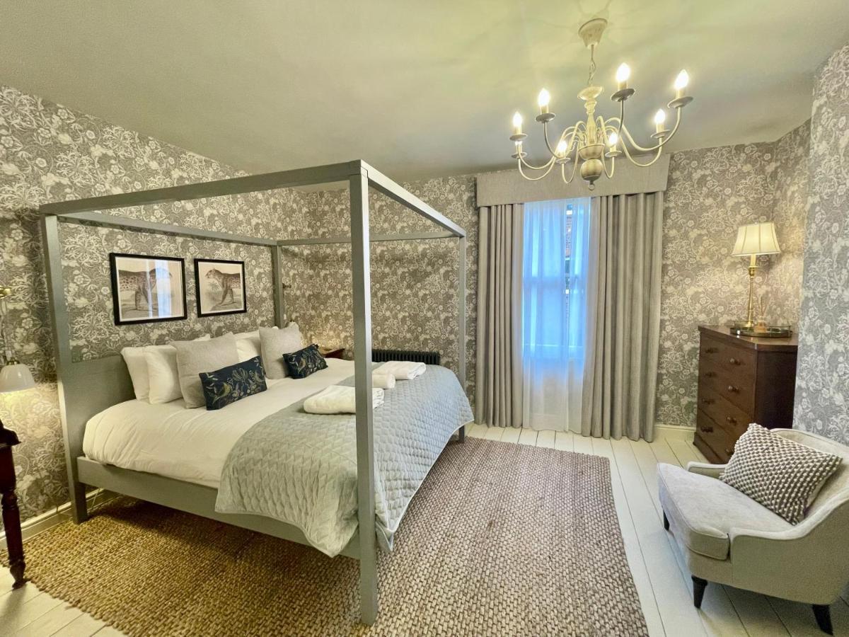 Stay At No 4 York Centre ภายนอก รูปภาพ